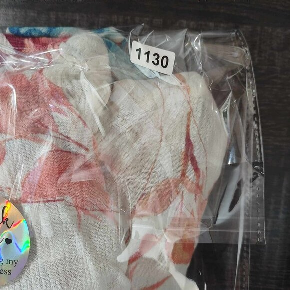 Cocomo Cold Shoulder Floral Top 4th of July Art to Wear Gauzy Boho Summercore - Picture 8 of 8